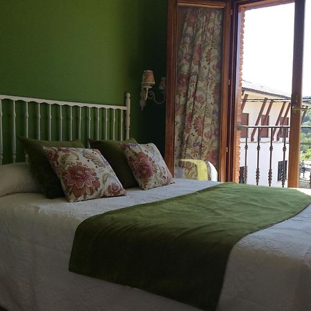 Hotel Rural Los Roturos Maestu ภายนอก รูปภาพ
