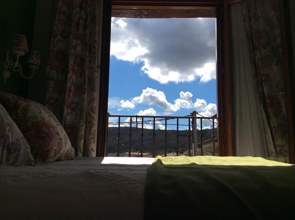 Hotel Rural Los Roturos Maestu ภายนอก รูปภาพ
